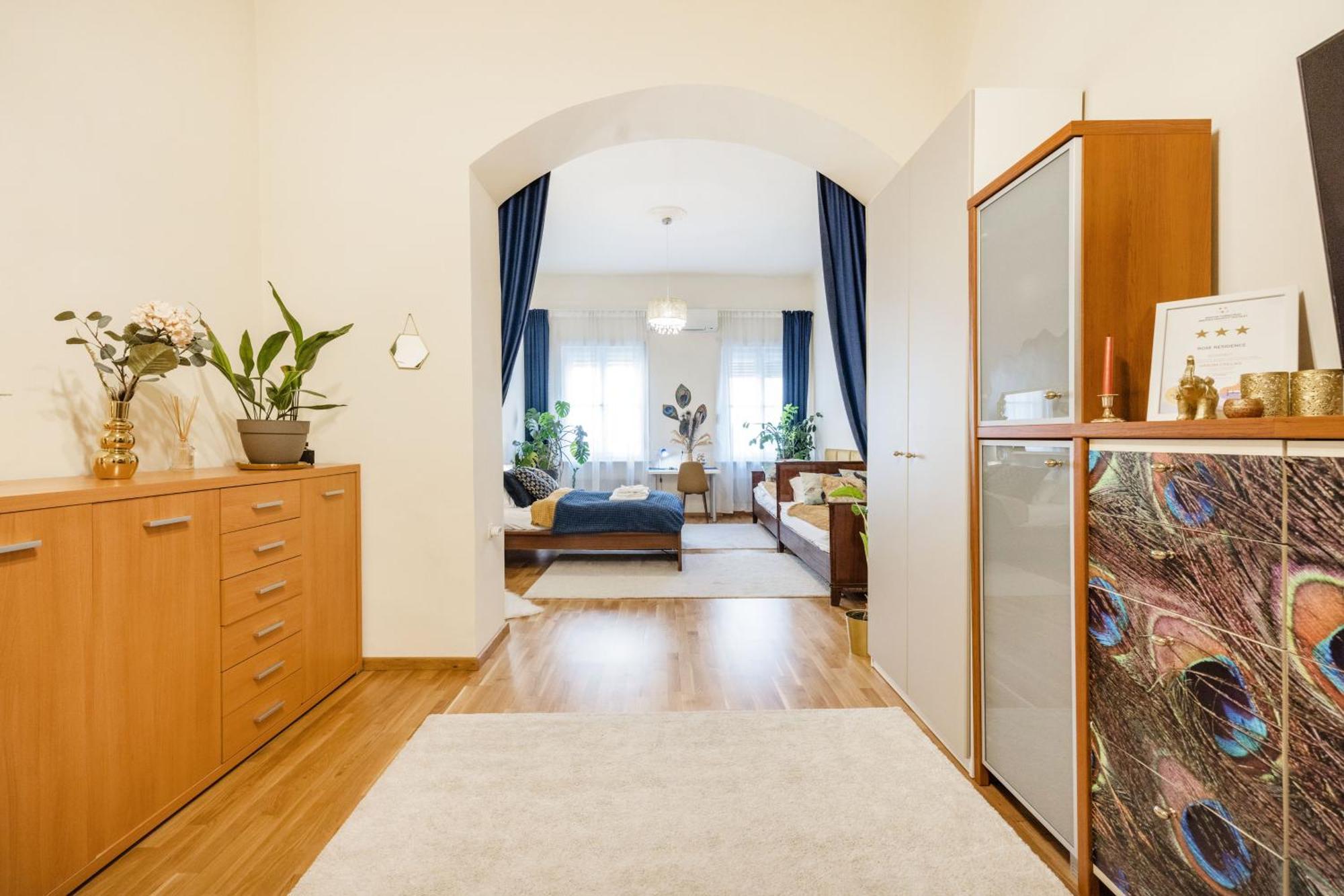 Rose Residence - Elegant Home บูดาเปสต์ ภายนอก รูปภาพ